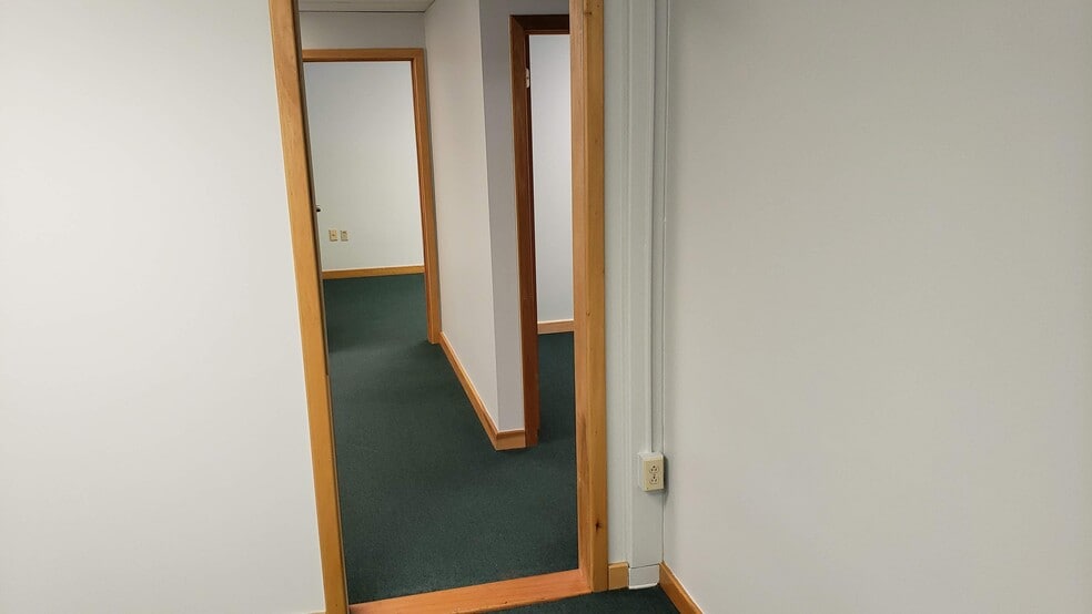 More Photos Of 85 Constitution Ln, Danvers Medical For Lease