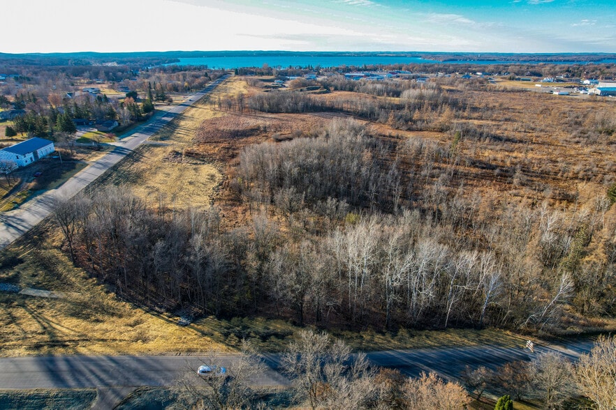 More Photos Of 1240 Randolph rd, Detroit Lakes Warehouse For Sale