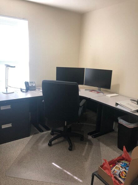 More Photos Of 4225 E Highway 290, Dripping Springs Office For Sale