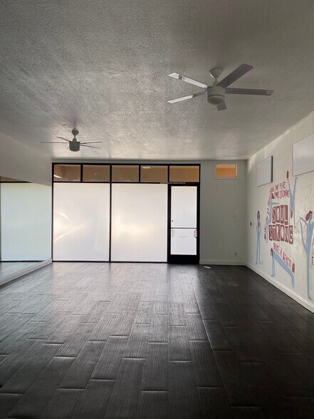 More Photos Of 1060 Willow St, San Jose Freestanding For Lease