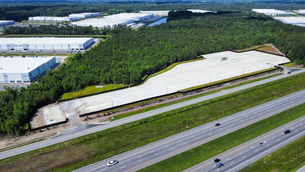 More Photos Of 1430 Business Park Rd, Summerville Warehouse For Lease