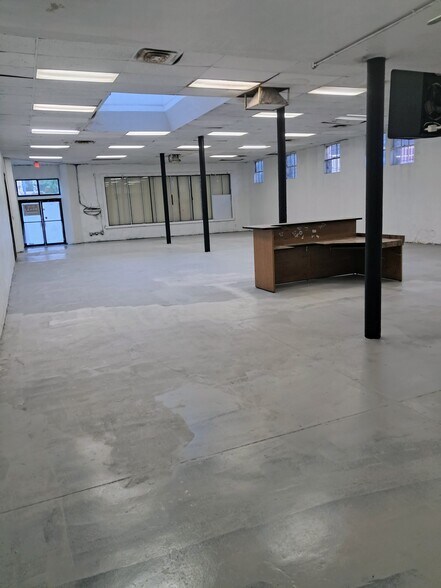 More Photos Of 800-808 Montana Ave, El Paso Storefront For Lease