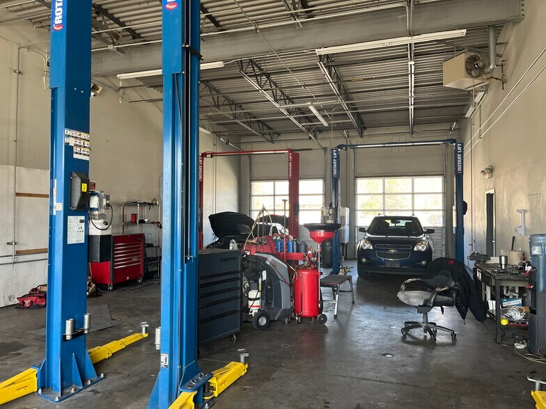 More Photos Of 2800 Browns Bridge Rd, Gainesville Auto Repair For Sale