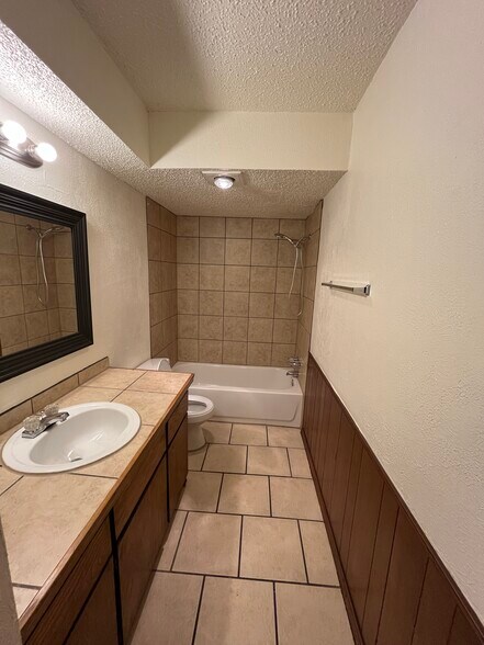 More Photos Of 312 Chalmette Dr, Norman Apartments For Sale