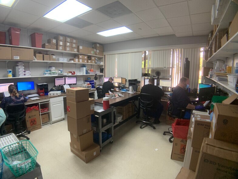 More Photos Of 13191 Starkey Rd, Largo Office For Sale