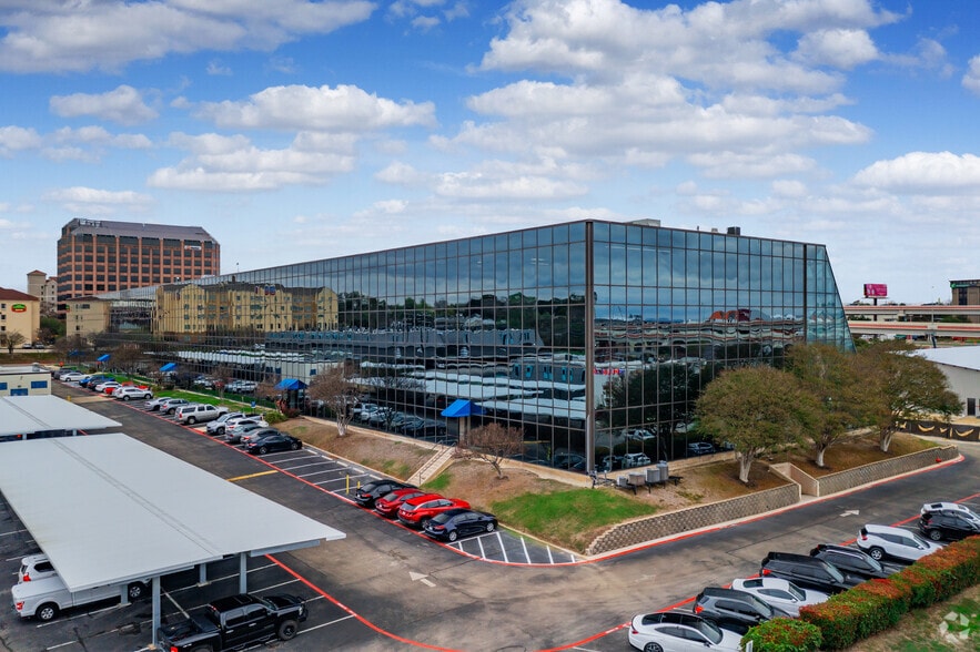 More Photos Of 84 NE Loop 410, San Antonio Office For Lease