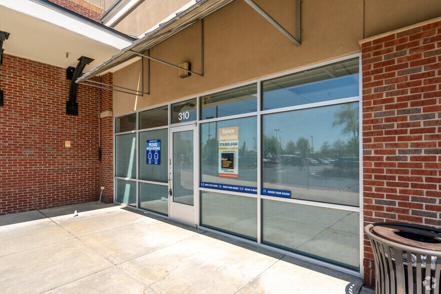 More Photos Of 1025 Veterans Memorial Hwy SE, Mableton Unknown For Lease