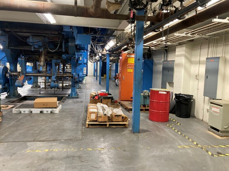 More Photos Of 1621 Keane Dr, Traverse City Manufacturing For Sale