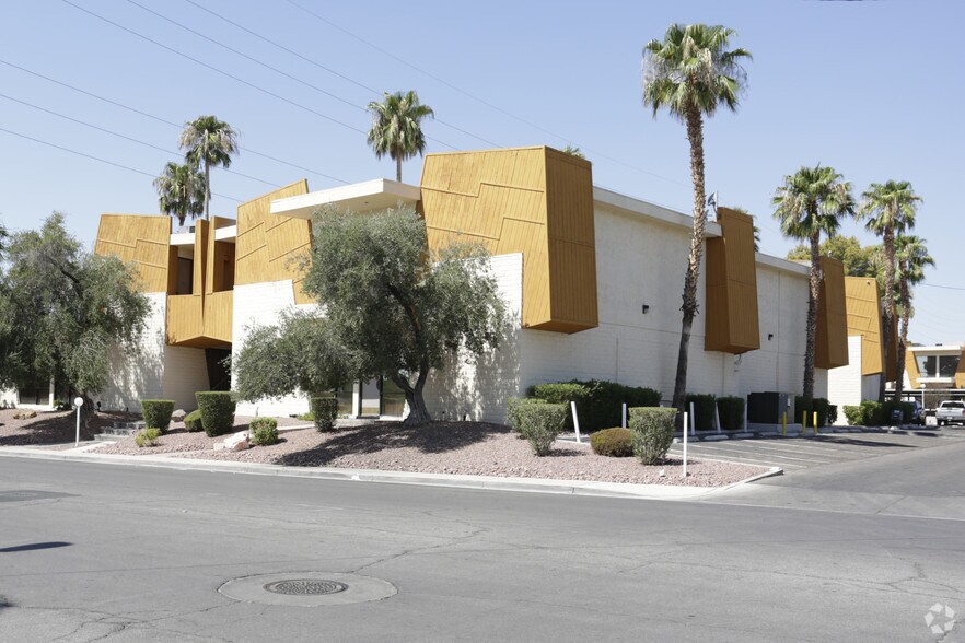 Primary Photo Of 1700 E Desert Inn Rd, Las Vegas Office Residential For Lease
