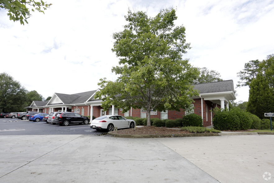 Primary Photo Of 1500 Oglethorpe Ave, Athens Medical For Lease