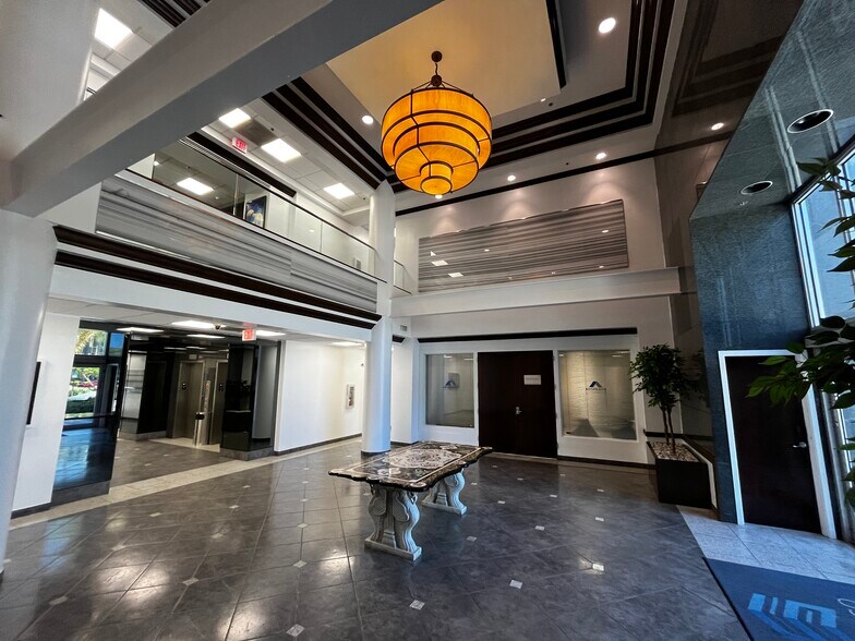 More Photos Of 1818 S Australian Ave, West Palm Beach Office For Lease