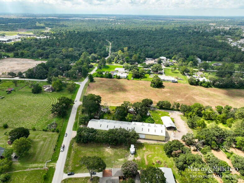 More Photos Of 27703 Calvert Rd, Tomball Warehouse For Sale