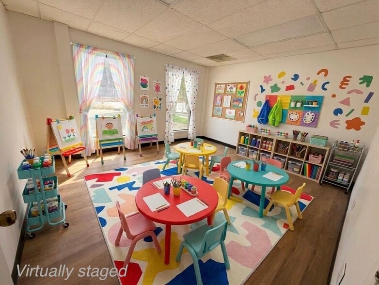 More Photos Of 1530 Commercial Ct, Jonesboro Office For Lease