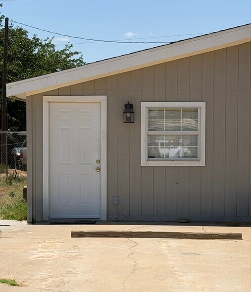 More Photos Of 6467 W 26th St, Odessa Multifamily For Sale