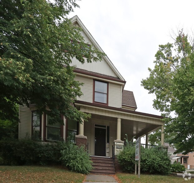 More Photos Of 7 Welland Ave, St Catharines Office For Sale