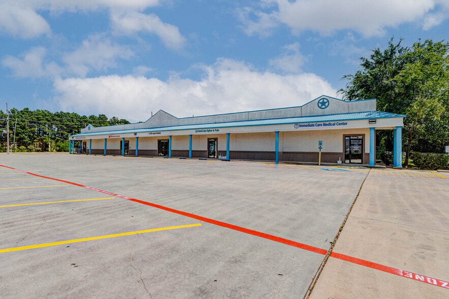 More Photos Of 1101 Alma St, Tomball Medical For Lease