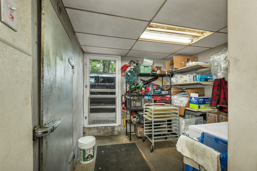 More Photos Of 13 Main St, Goffstown Restaurant For Sale