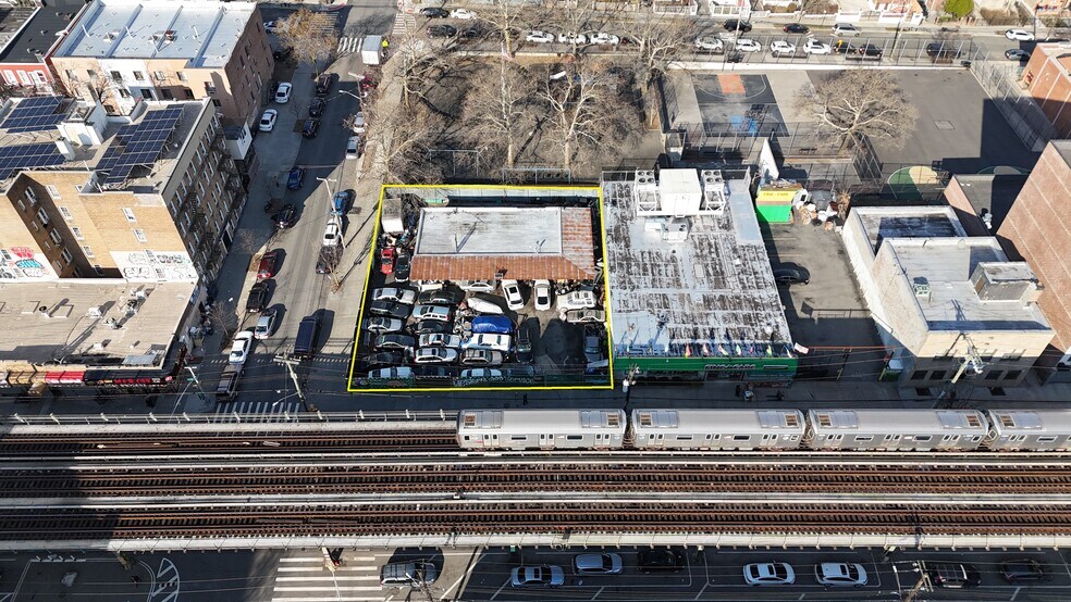 Primary Photo Of 3309 White Plains Rd, Bronx Specialty For Sale