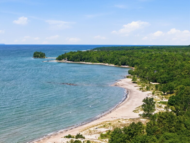 More Photos Of 581 Tiny Beaches N Rd, Tiny Land For Sale