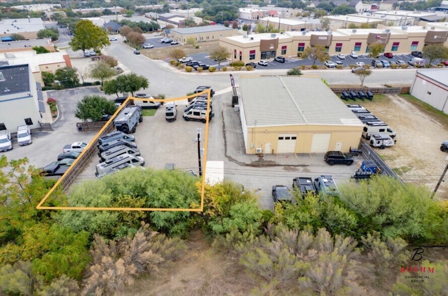 More Photos Of 16139 College Oak, San Antonio Land For Lease