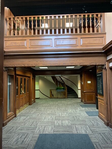 More Photos Of 2821 N Ballas Rd, Town And Country Medical For Lease