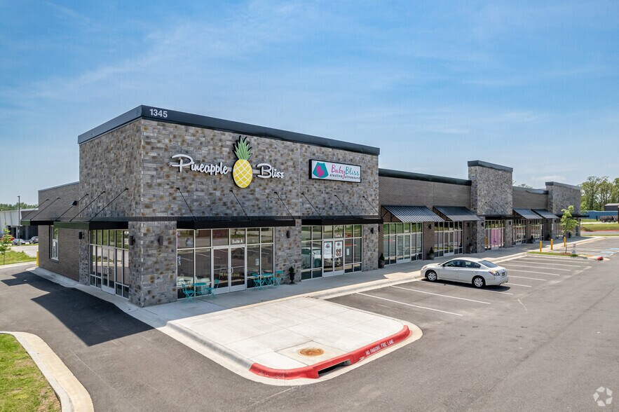 More Photos Of 1345 Henri De Tonti, Springdale Storefront For Lease