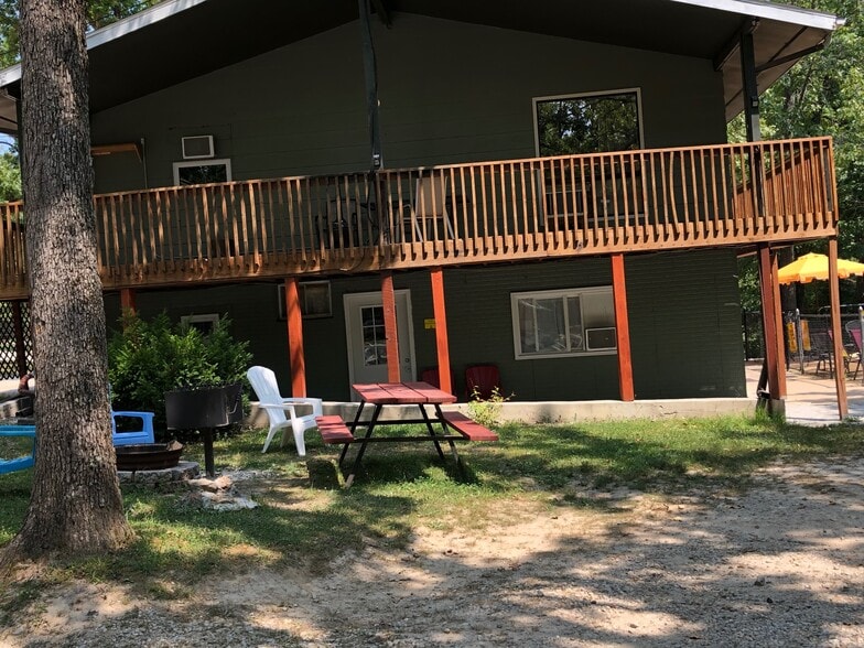 More Photos Of 4171 E US Highway 54, Linn Creek Trailer Camper Park For Sale