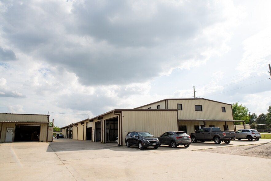More Photos Of 11066 Highway 242, Conroe Warehouse For Sale