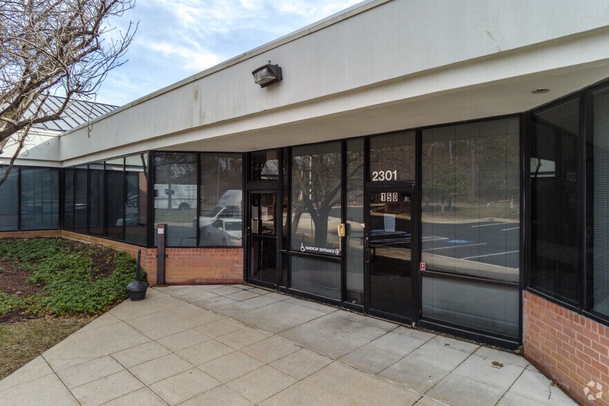 More Photos Of 2301 Broadbirch Dr, Silver Spring Medical For Sale