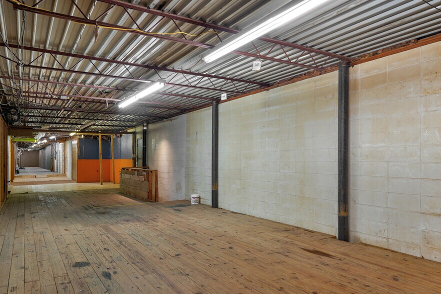 More Photos Of 11966 State Hwy 13, Kimberling City General Retail For Sale