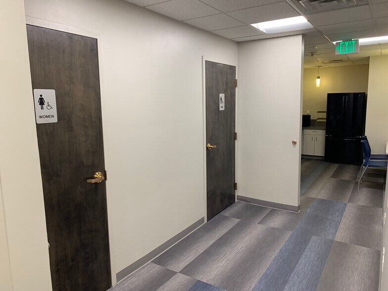 More Photos Of 509 Wilcox St, Castle Rock Office For Lease