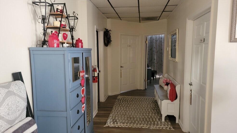 More Photos Of 2301 Park Ave, Orange Park Office For Sale