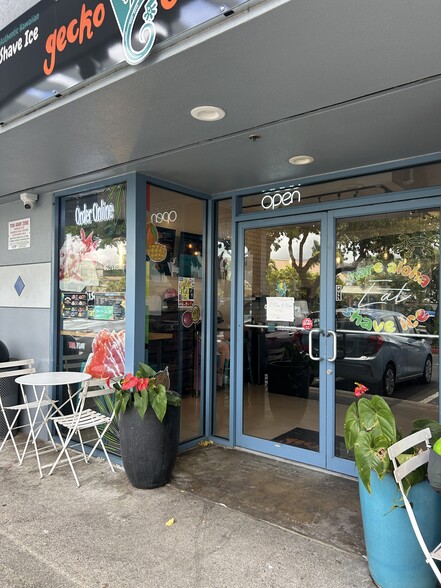 More Photos Of 3045 Monsarrat Ave, Honolulu Freestanding For Lease