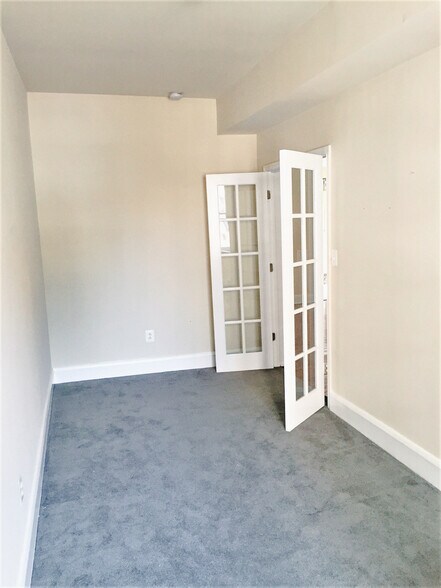 More Photos Of 525 N Charles St, Baltimore Apartments For Sale