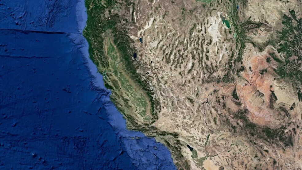 Primary Photo Of 21110-21129 Osborne St, Canoga Park Unknown For Lease