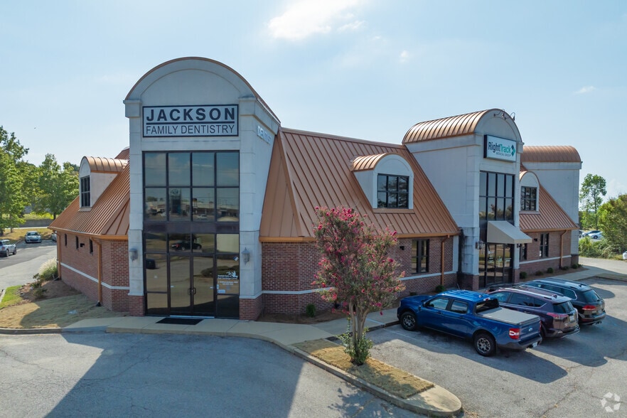 More Photos Of 9035 E Sandidge Rd, Olive Branch Medical For Lease
