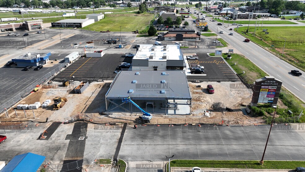 More Photos Of 1565-1585 S Jefferson Ave, Lebanon General Retail For Lease