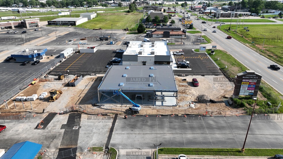 More Photos Of 1565-1585 S Jefferson Ave, Lebanon General Retail For Lease