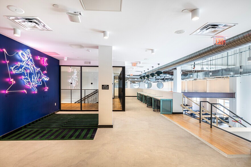 More Photos Of 7300 Lone Star Dr, Plano Storefront Retail Office For Lease