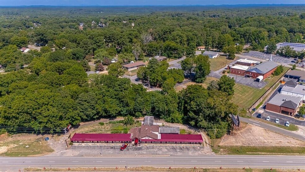 More Photos Of 16600 I-30 Hwy, Benton Hotel For Sale