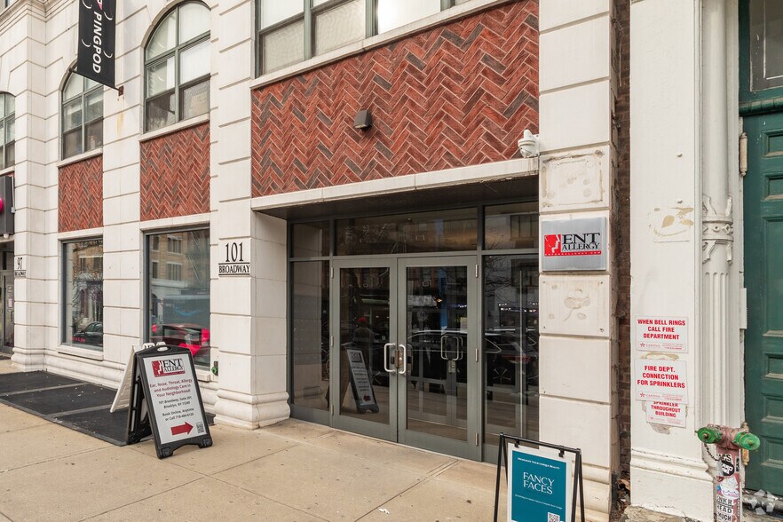 More Photos Of 101 Broadway, Brooklyn Office For Lease