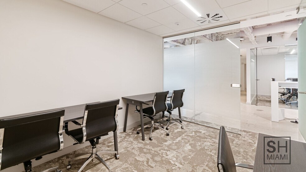 More Photos Of 820 W 41st St, Miami Beach Coworking Space