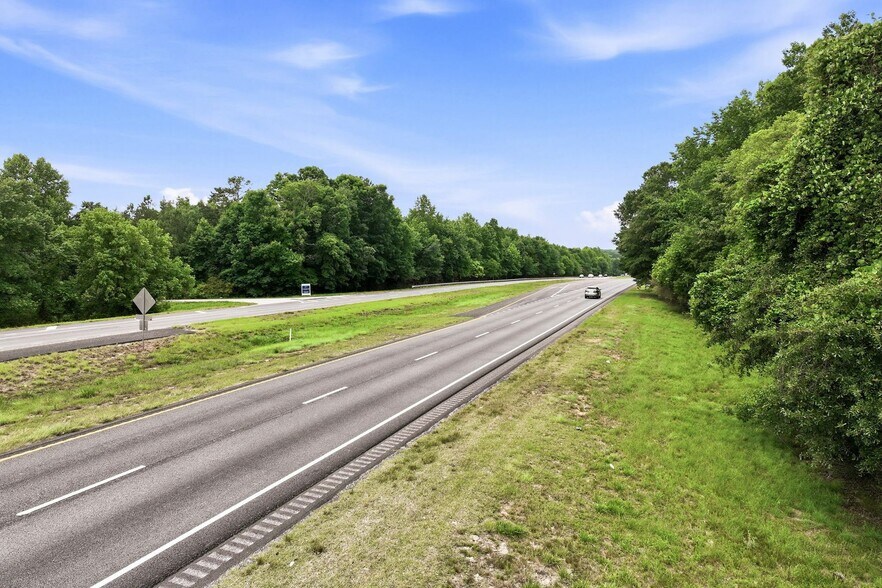 More Photos Of 4860 Cornelia Hwy, Lula Land For Sale