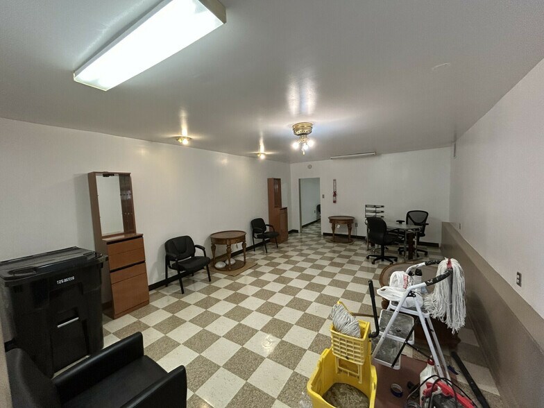 More Photos Of 2052 Broadway, Gary General Retail For Lease