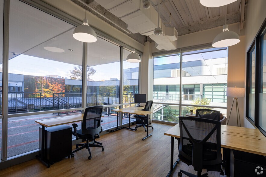 More Photos Of 3365 Piedmont Rd NE, Atlanta Coworking Space