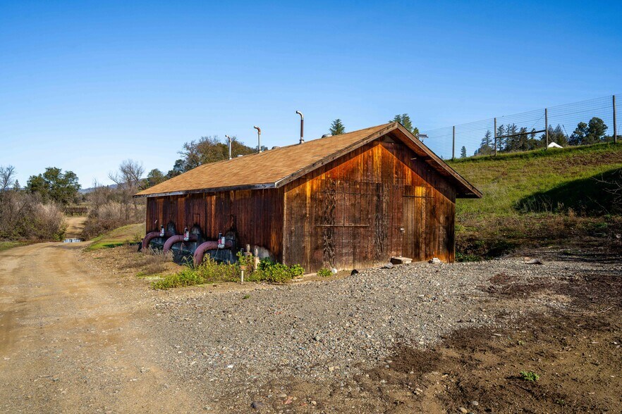 More Photos Of 8000 East Rd, Redwood Valley Land For Sale