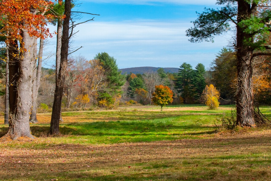 More Photos Of 685 S Egremont Rd, Great Barrington Golf Course Driving Range For Sale
