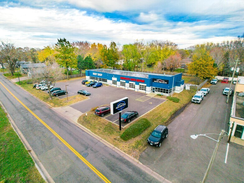 More Photos Of 8443 University Ave NE, Spring Lake Park Auto Repair For Sale