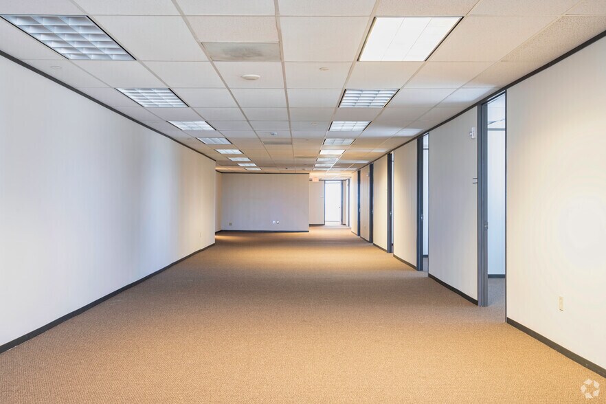 Photo of 20th Floor Ste 2050