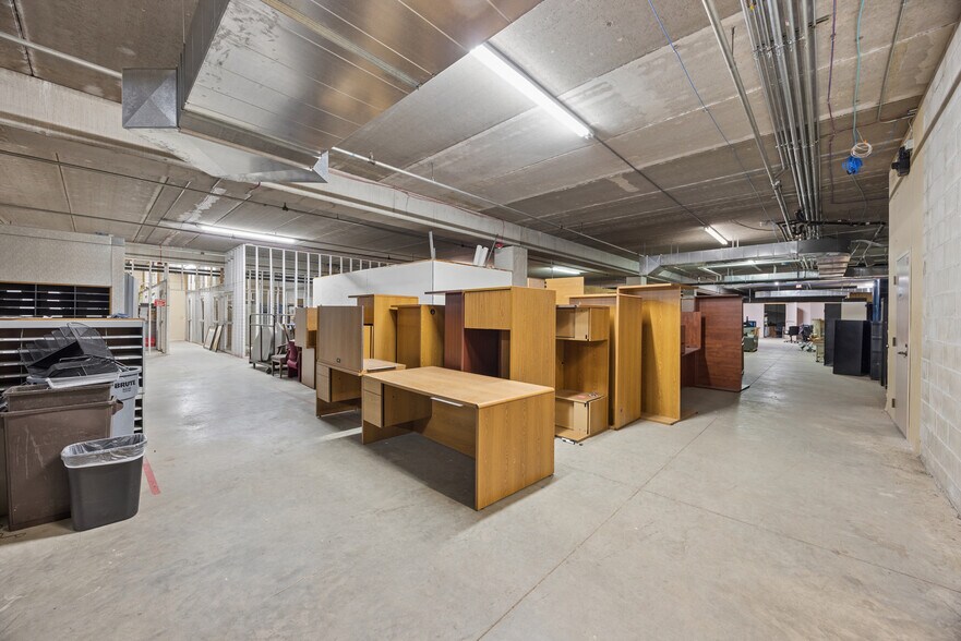 More Photos Of 2540 Park Ave, Minneapolis Schools For Sale